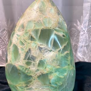 Beautiful XXL Green (Garnierite) Moonstone